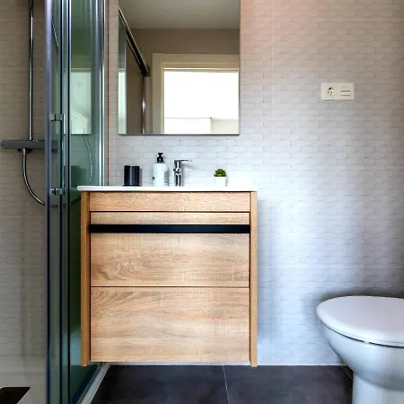 Apartament Sea & Mountain Views. Wifi, Parking