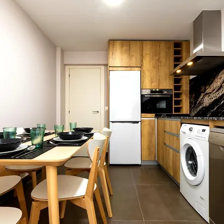 Sea & Mountain Views. Wifi, Parking Lägenhet Mundaka